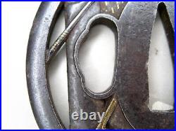 Edo period Japanese Antique Tsuba of Katana Samurai Sword Guard Iron Rare Design