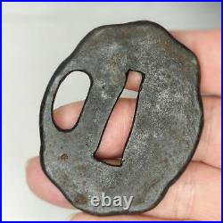 Japanese Sword Tsuba Tanto Iron Base Middle Muromachi Period Antique Collect