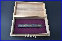 Kozuka Japanese antique iron by Mumei insects design Edo period (300 years old) Kozuka Japanese antique iron by Mumei insects design Edo period (300 years old)