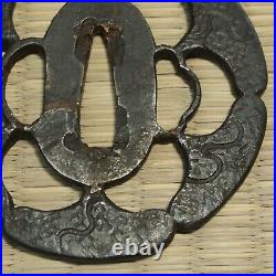 Tsuba Antique Japanese Iron Sword Guard Petal shape, Openwork Samurai Rare 015