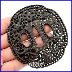 Tsuba Arabesque Mumei, but has been attributed to the Nanban Antique Japanese