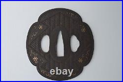 Tsuba Japanese antique Iron Mumei wickerwork design Edo era