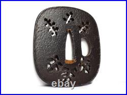 Tsuba Japanese antique sword Paulownia Openwork Samurai Katana Bushi Japan Tsuba Japanese antique sword Paulownia Openwork Samurai Katana Bushi Japan