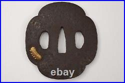 Tsuba antique mumei Iron Dragon diving sand design Edo era Japanese sword parts